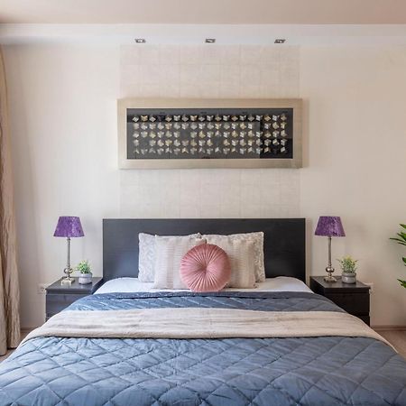 Exclusive Central Suite With Balcony By Prestige Homes Budapest Exterior foto