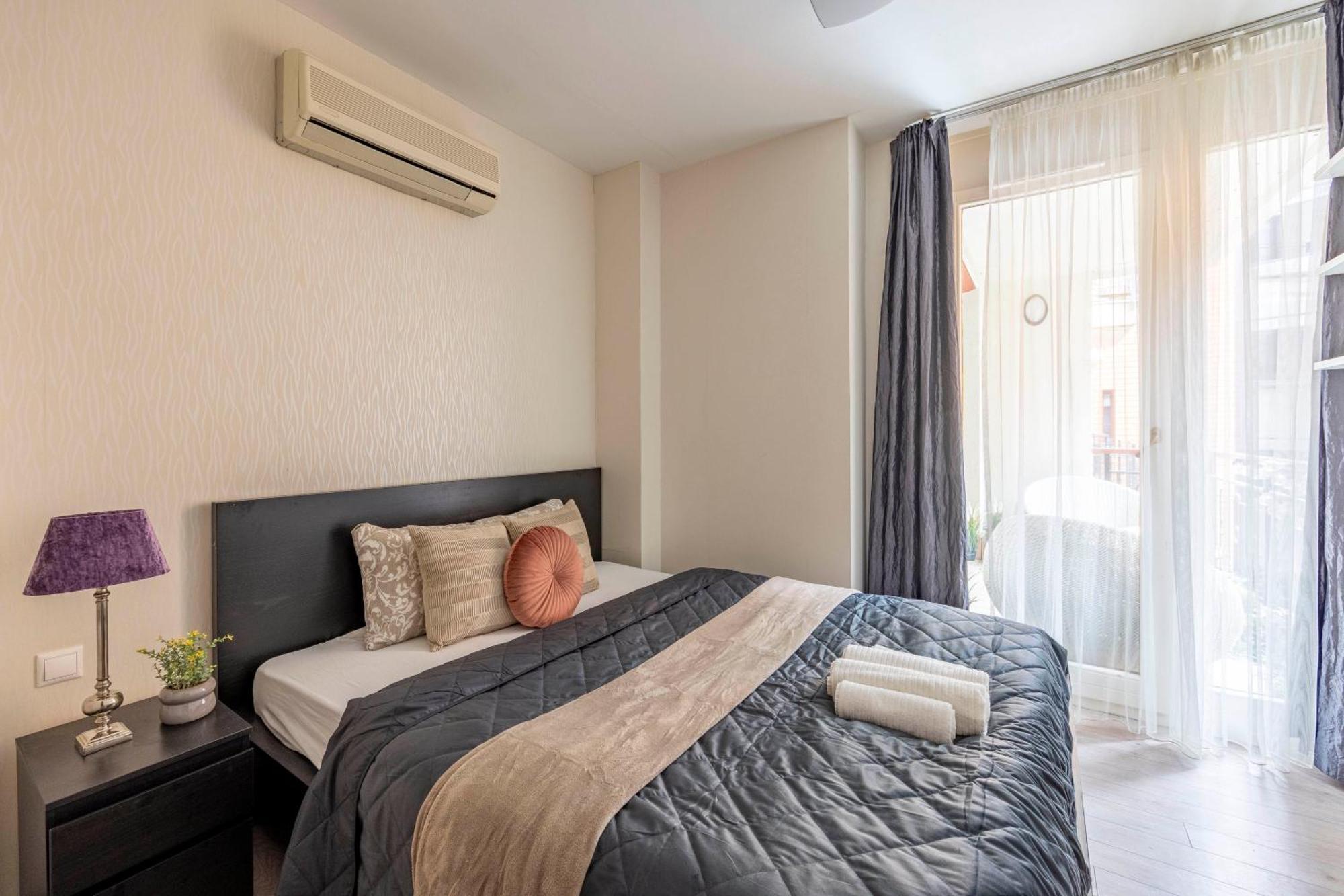 Exclusive Central Suite With Balcony By Prestige Homes Budapest Exterior foto