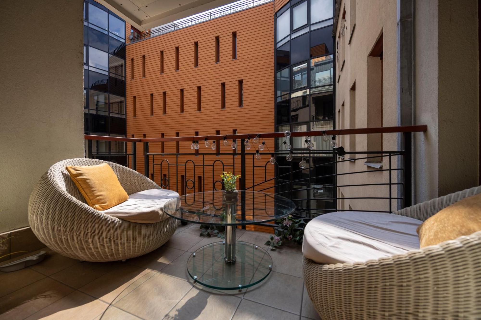 Exclusive Central Suite With Balcony By Prestige Homes Budapest Exterior foto